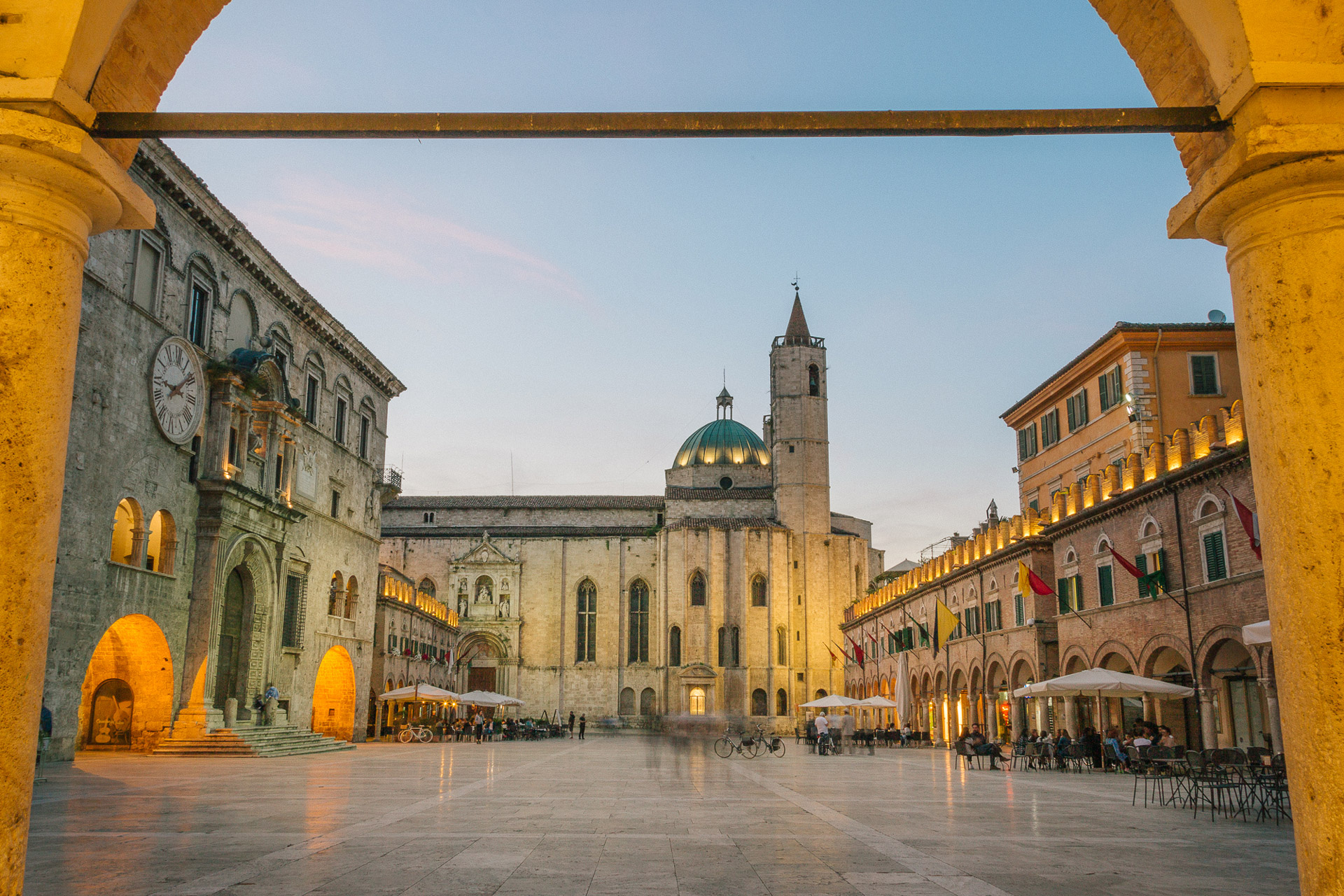 notte in botte, dormire in una botte marche, Fritto Misto 2025: il Festival del Gustoglamping italia, esperienze da regalare, coupon smartbox, il rifugio dei marsi